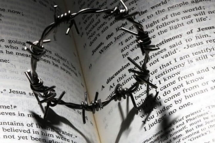 Crown of thorns on Bible